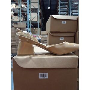 RAID Neima Block Heel Pumps in Nude